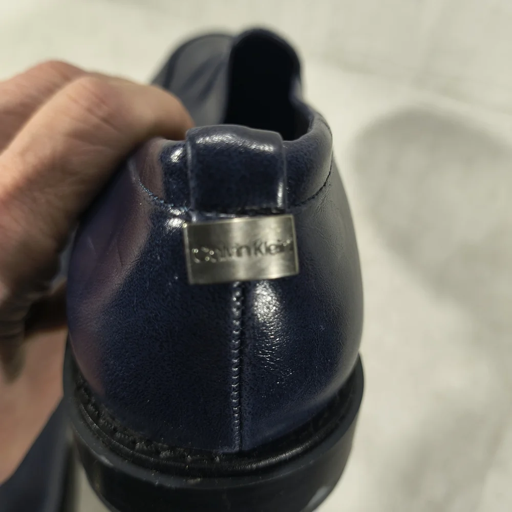 Calvin Klein Women's Size 9 Dark Blue Loafers